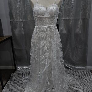 Elegant White Lace Halter Dress